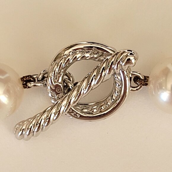 David Yurman Pearl Crossover Necklace 17” 9x8.5mm - Picture 5 of 11